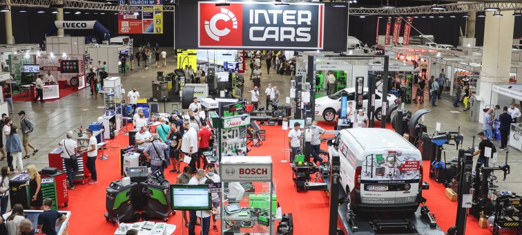 AUTO TECH SERVICE: ВЕЛИКЕ БАЧИТЬСЯ НА ВІДСТАНІ